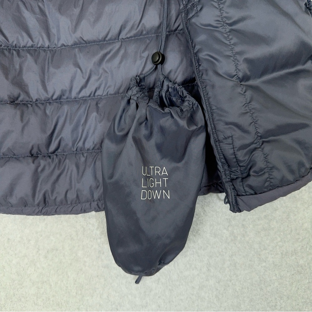Uniqlo Ultra Light Down Vest Womens XS Blue Purple Puffer Sleeveless Jacket READ - Picture 11 of 16